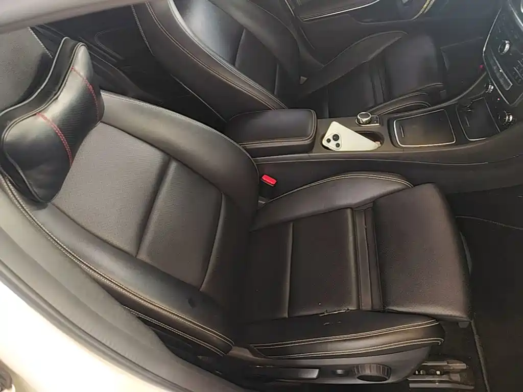 Mercedes-Benz GLA — миниатюра 25