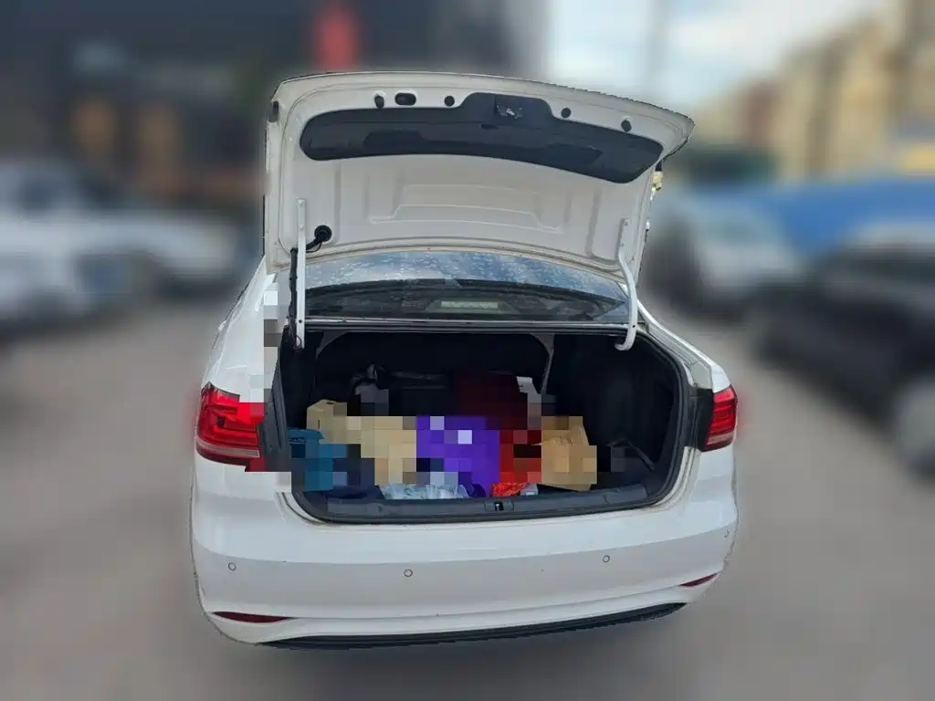 Volkswagen Lavida — миниатюра 15