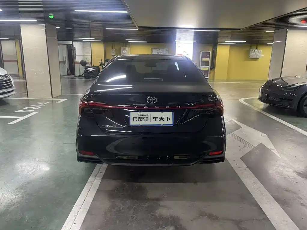 Toyota Avalon — миниатюра 6