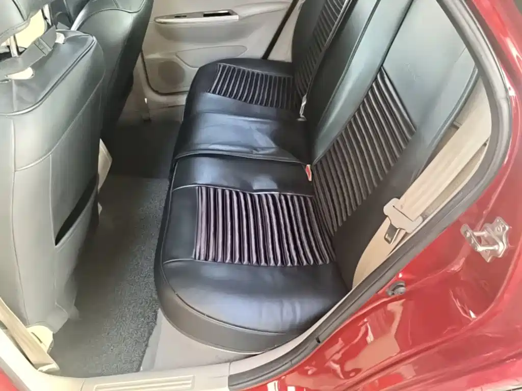Buick Excelle — миниатюра 17