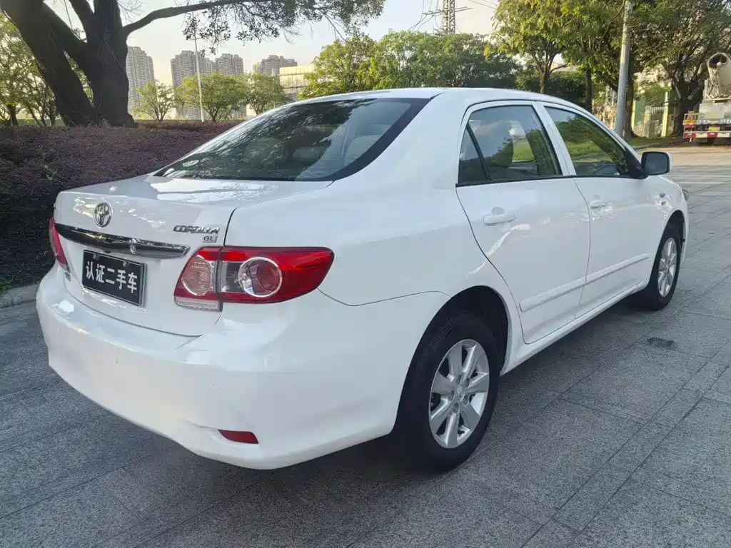 Toyota Corolla — миниатюра 9
