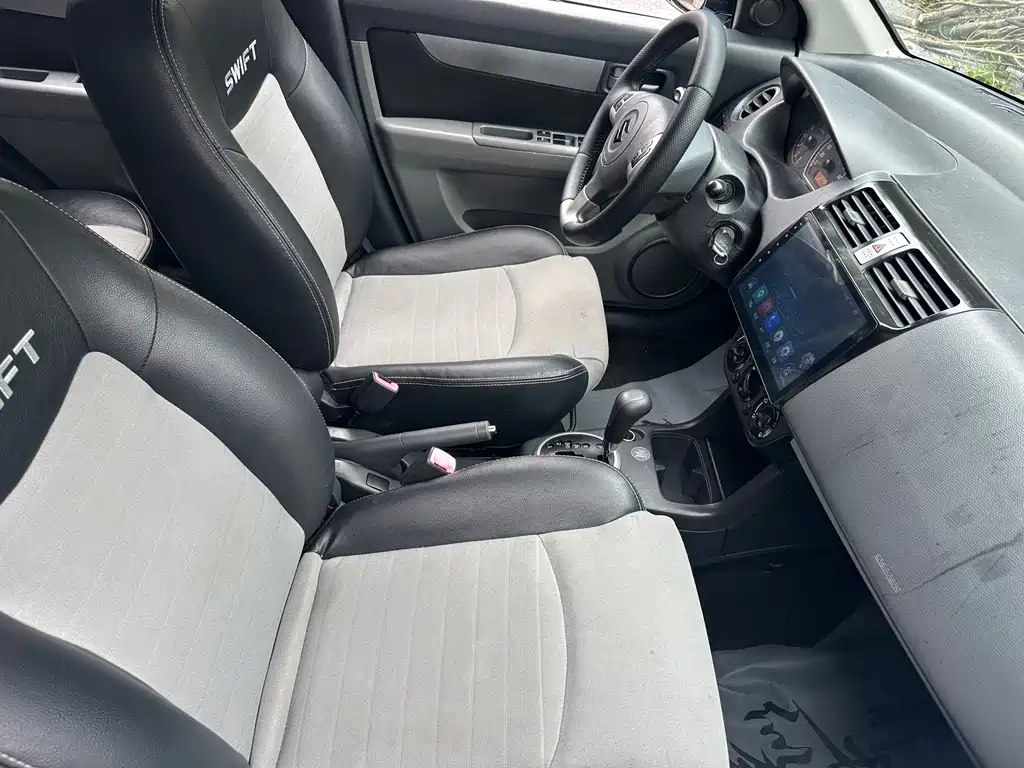 Suzuki Swift — миниатюра 11