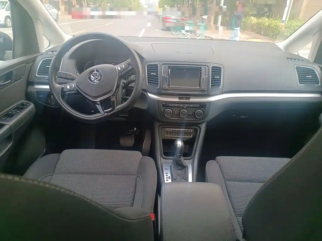 Volkswagen Sharan — миниатюра 10