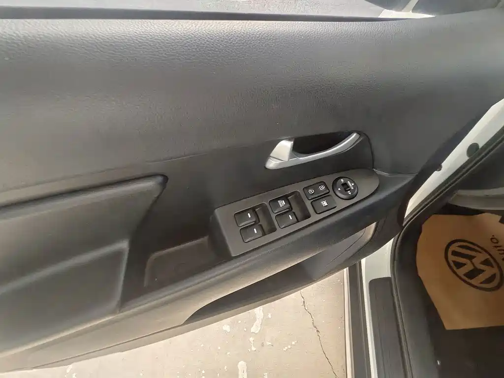 Kia Sportage — миниатюра 7