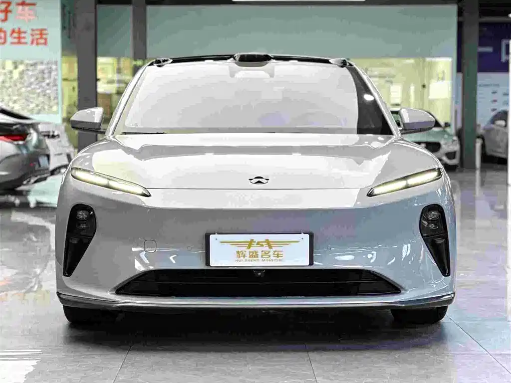 NIO NIO ET5