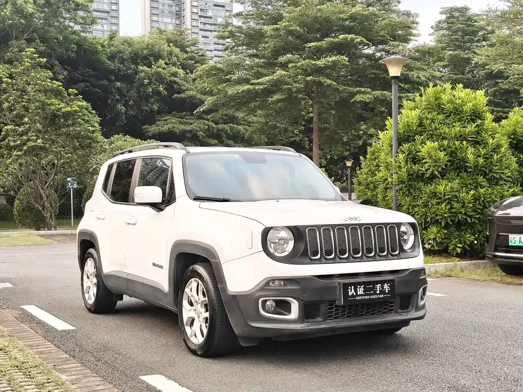 Jeep Renegade — миниатюра 4