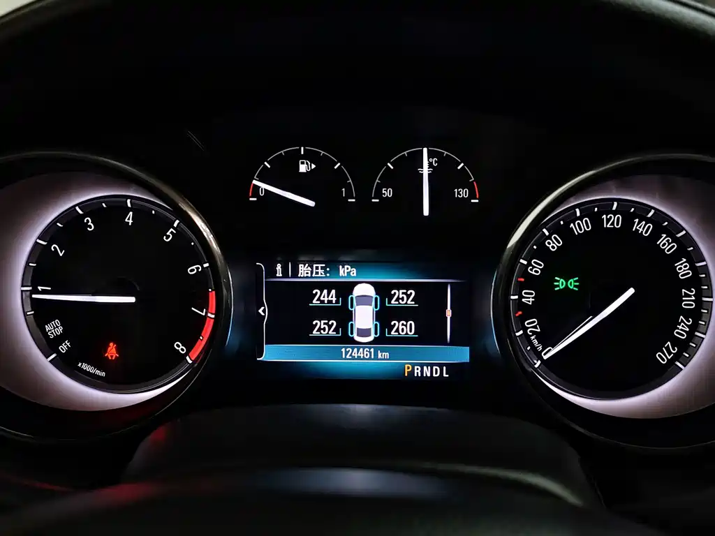 Buick Verano — миниатюра 13