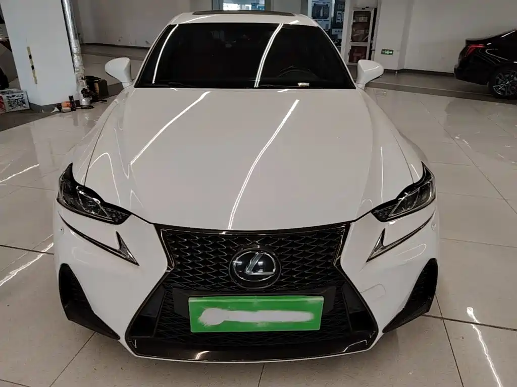 Lexus IS — миниатюра 3