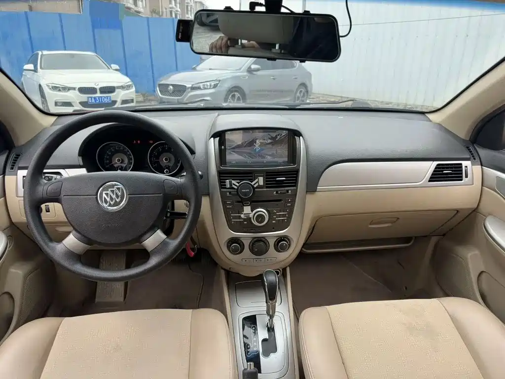 Buick Excelle — миниатюра 6