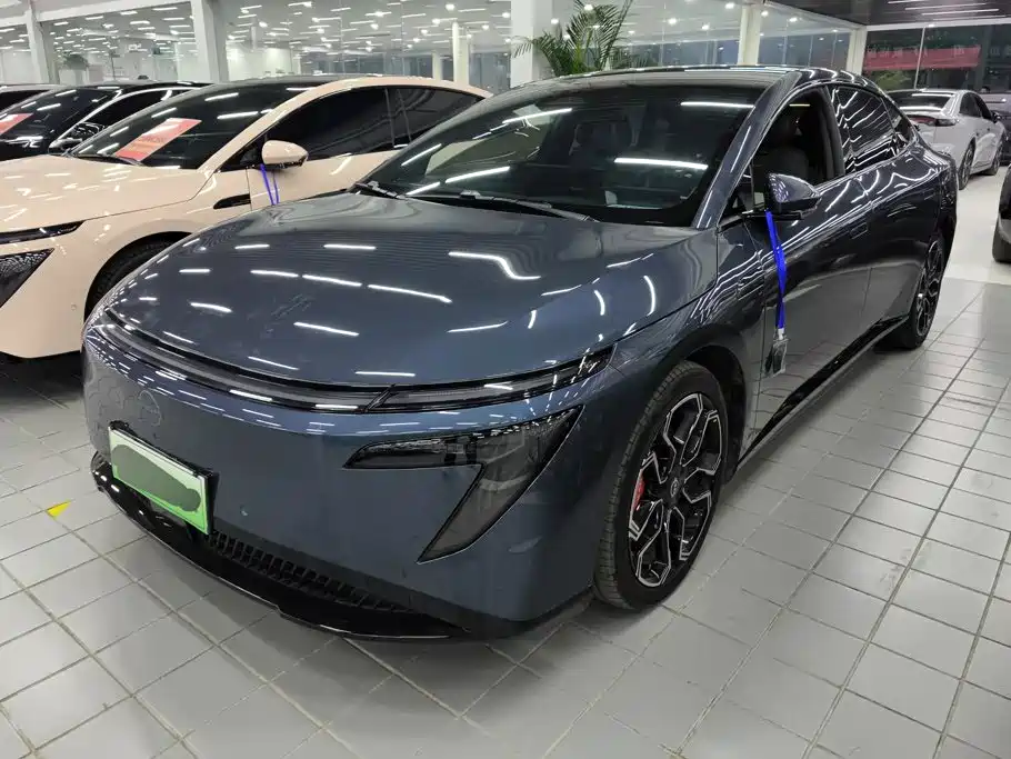 Nissan N7