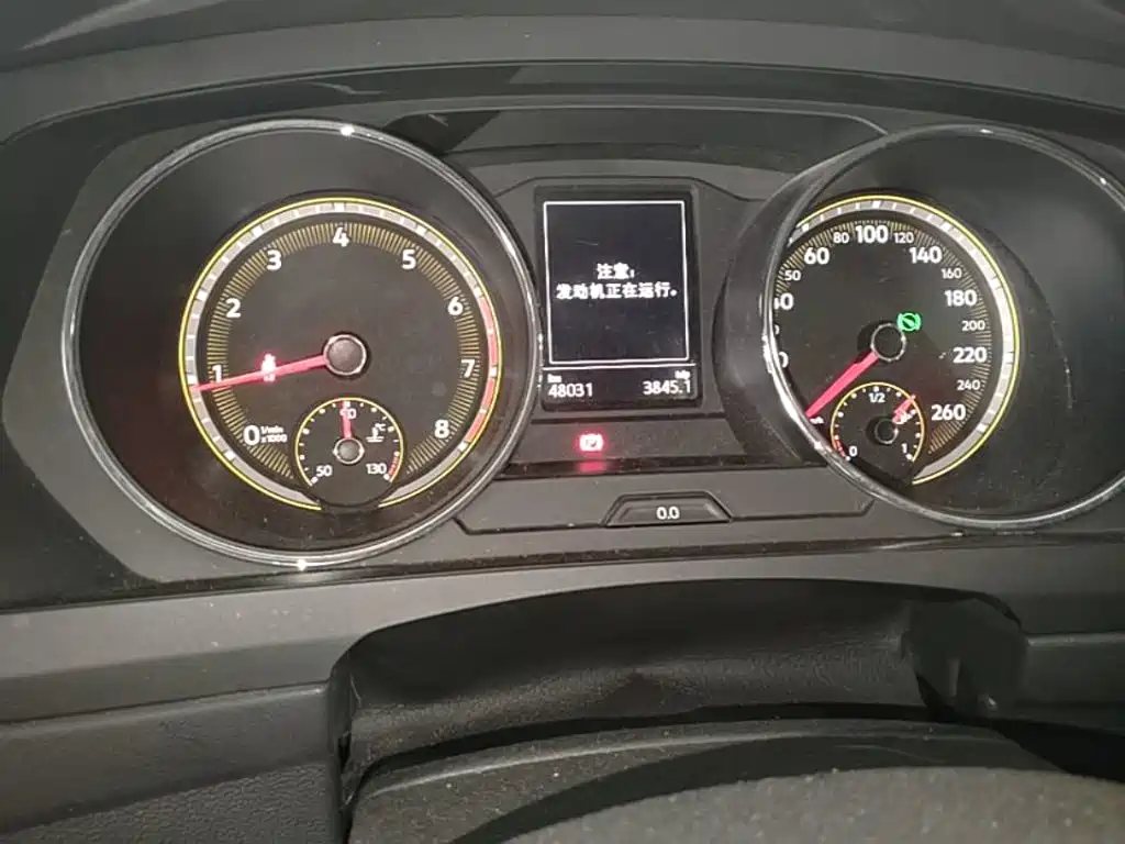 Volkswagen Tiguan L — миниатюра 19