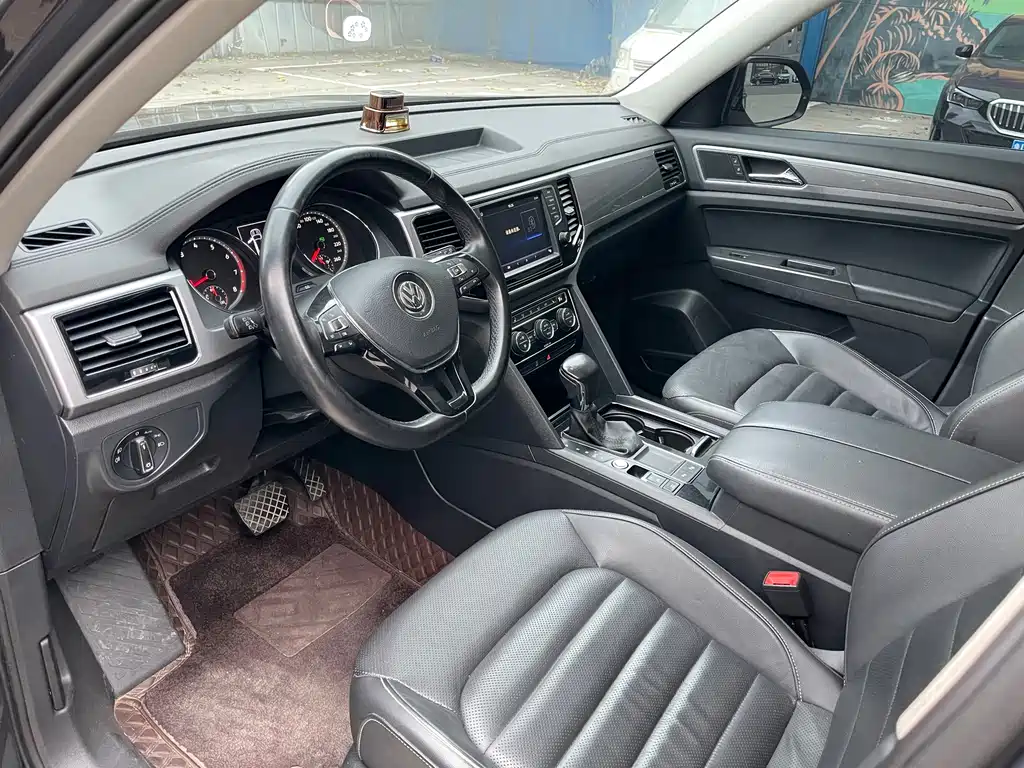 Volkswagen Teramont — миниатюра 7