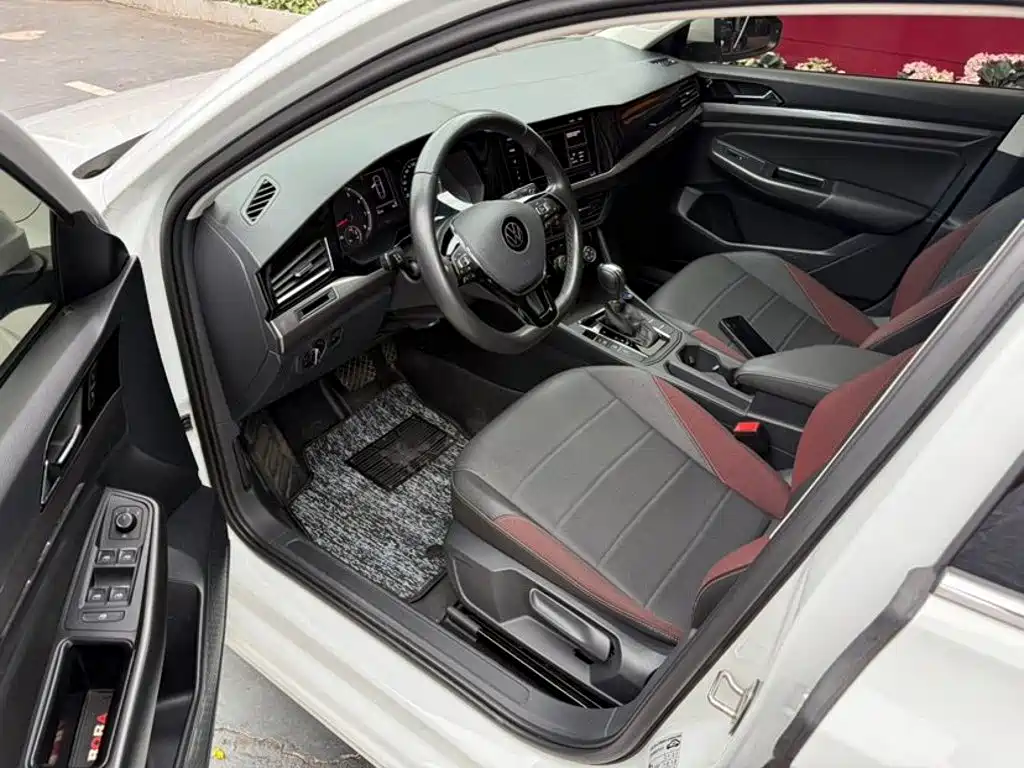 Volkswagen Bora — миниатюра 4