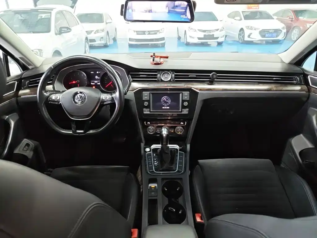 Volkswagen Magotan — миниатюра 6
