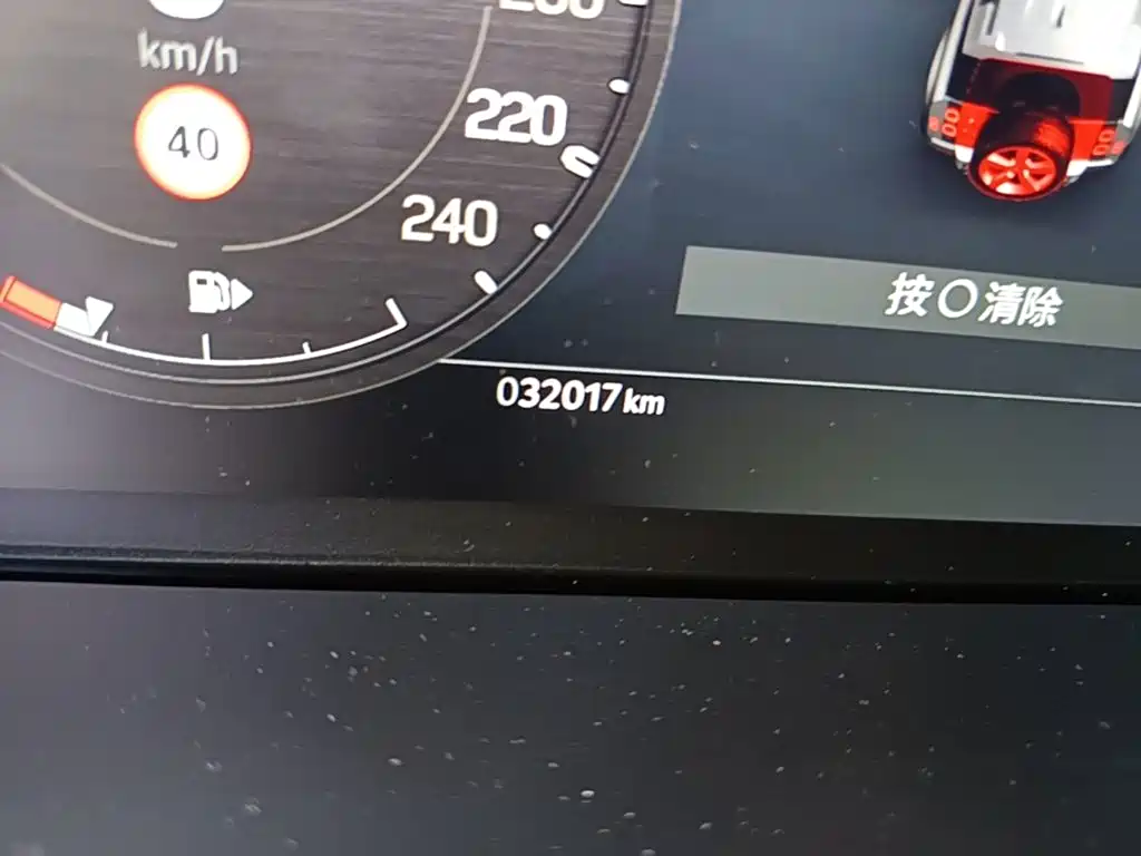Land Rover Defender — миниатюра 19
