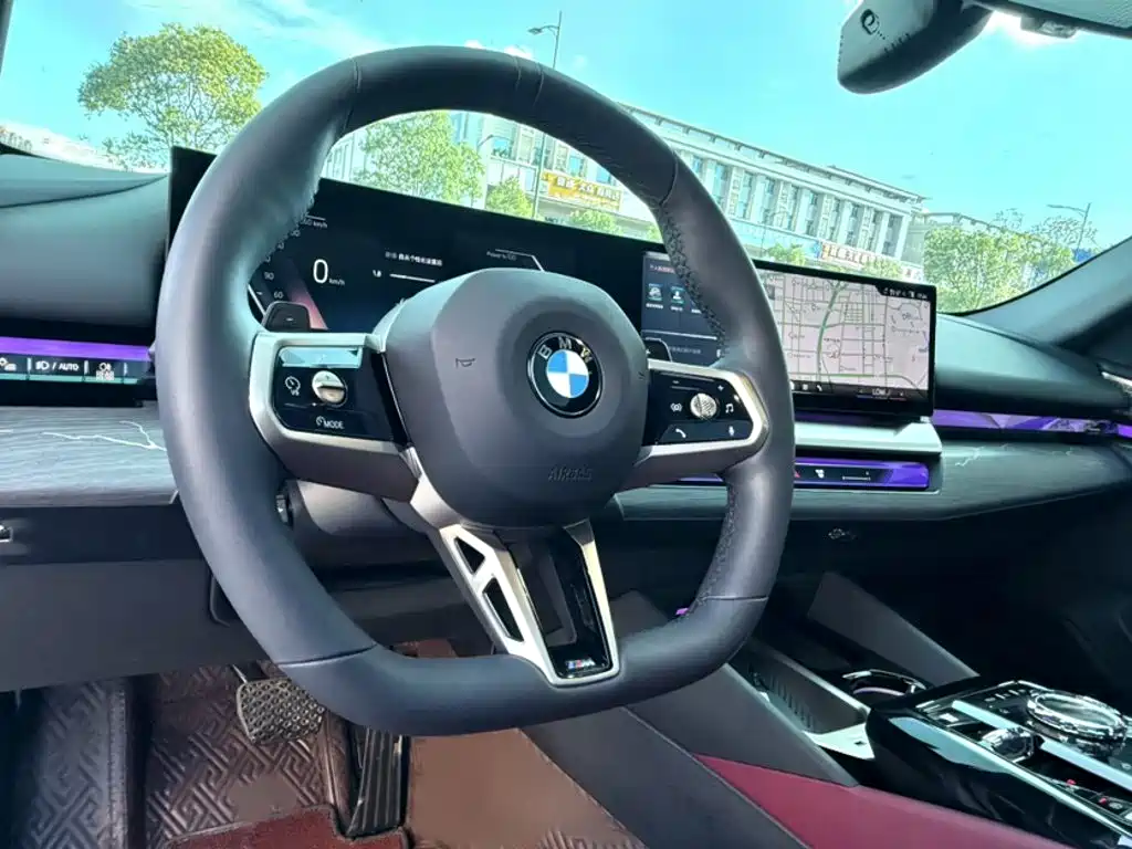 BMW 5 Series — миниатюра 3