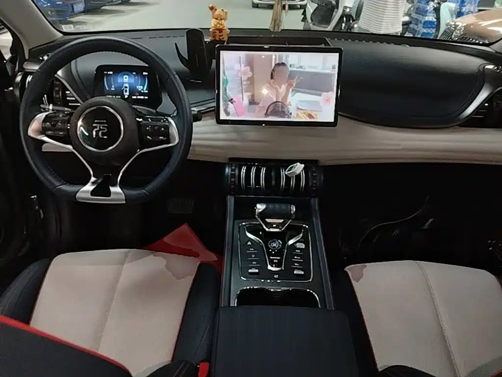 BYD Yuan Plus — миниатюра 10
