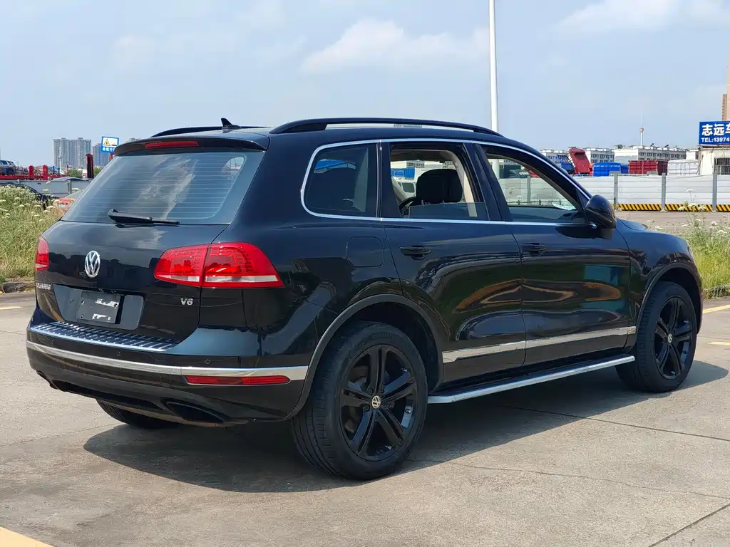 Volkswagen Touareg 2017 3.0TSI