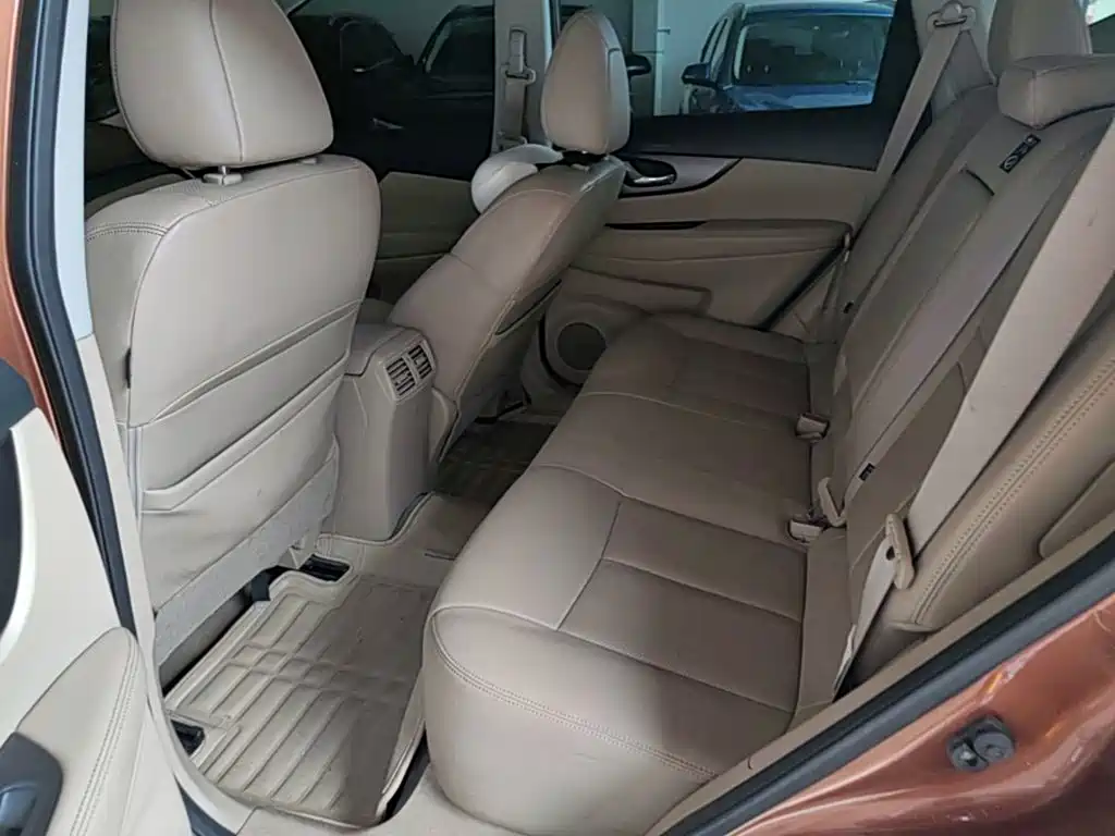 Nissan X-Trail — миниатюра 24