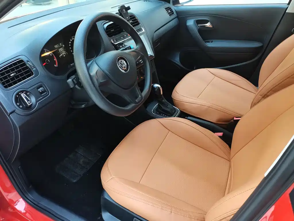 Volkswagen Polo — миниатюра 11