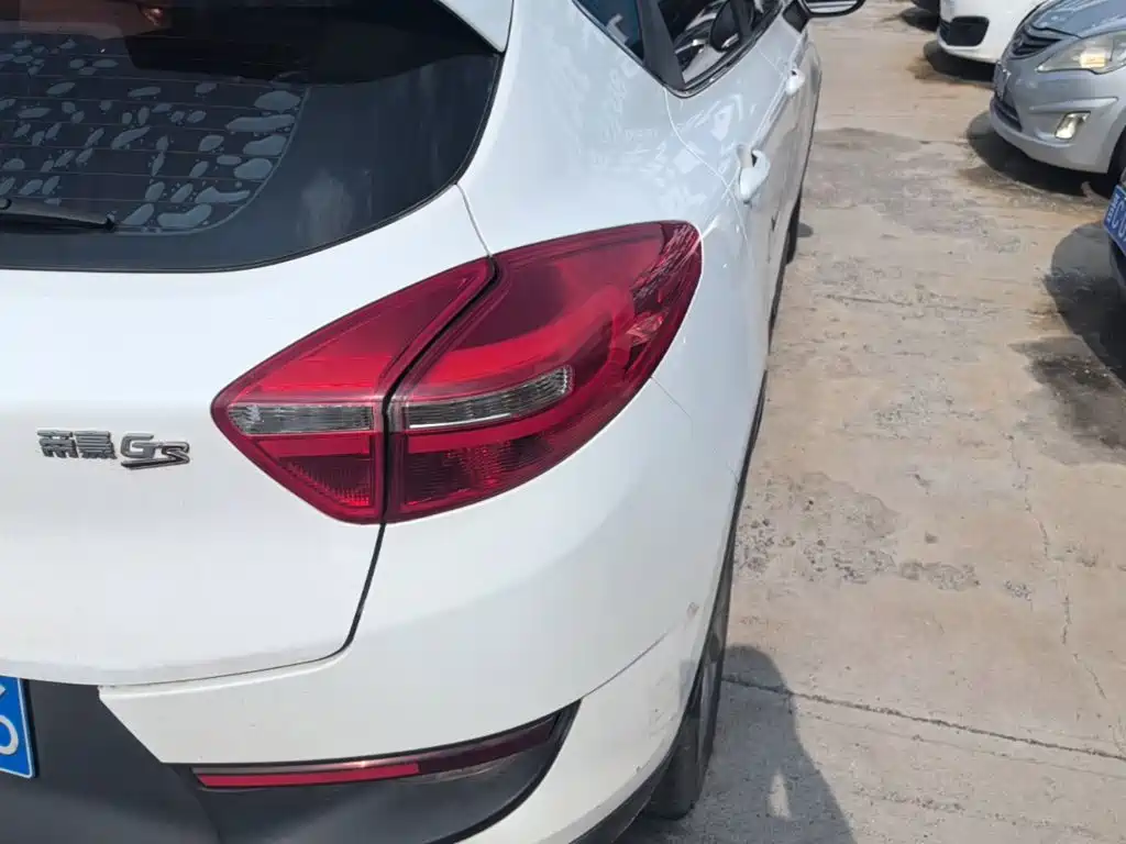 Geely Emgrand GS — миниатюра 8