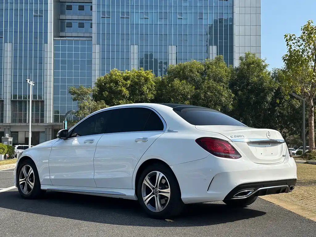 MERCEDES-BENZ C CLASS