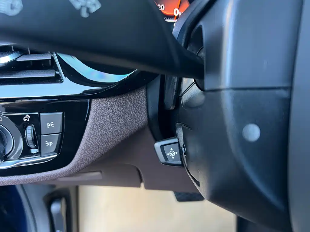 BMW 5 Series — миниатюра 15