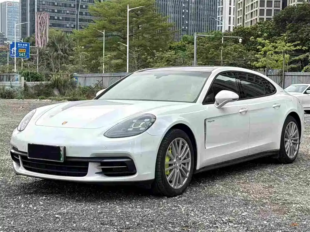 PORSCHE PANAMERA NEW ENERGY