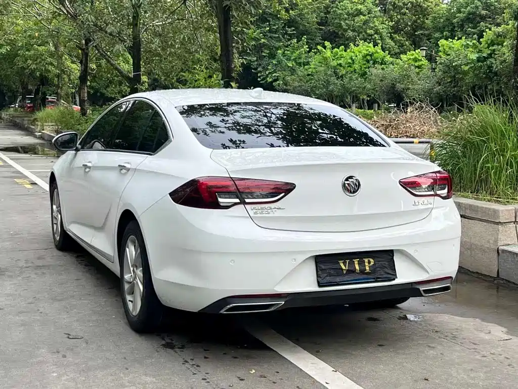 Buick Regal — миниатюра 7