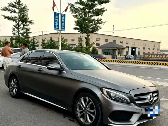 Mercedes-Benz C-Class 2018 C 180 L — фото 1