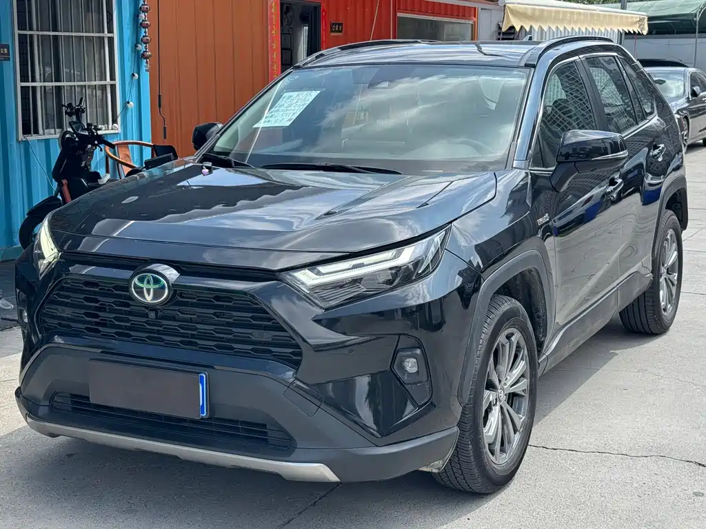 Toyota RAV4 2025