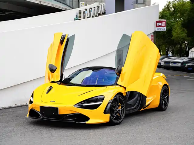 MCLAREN 720S 2020