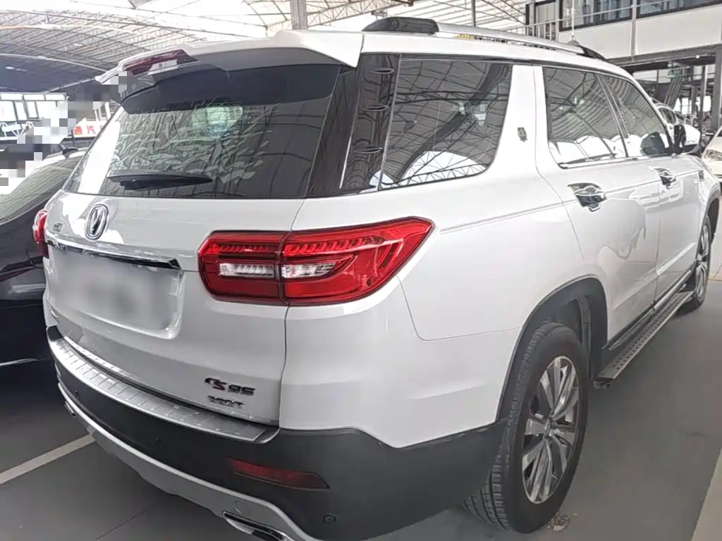 Changan CS95 — миниатюра 7