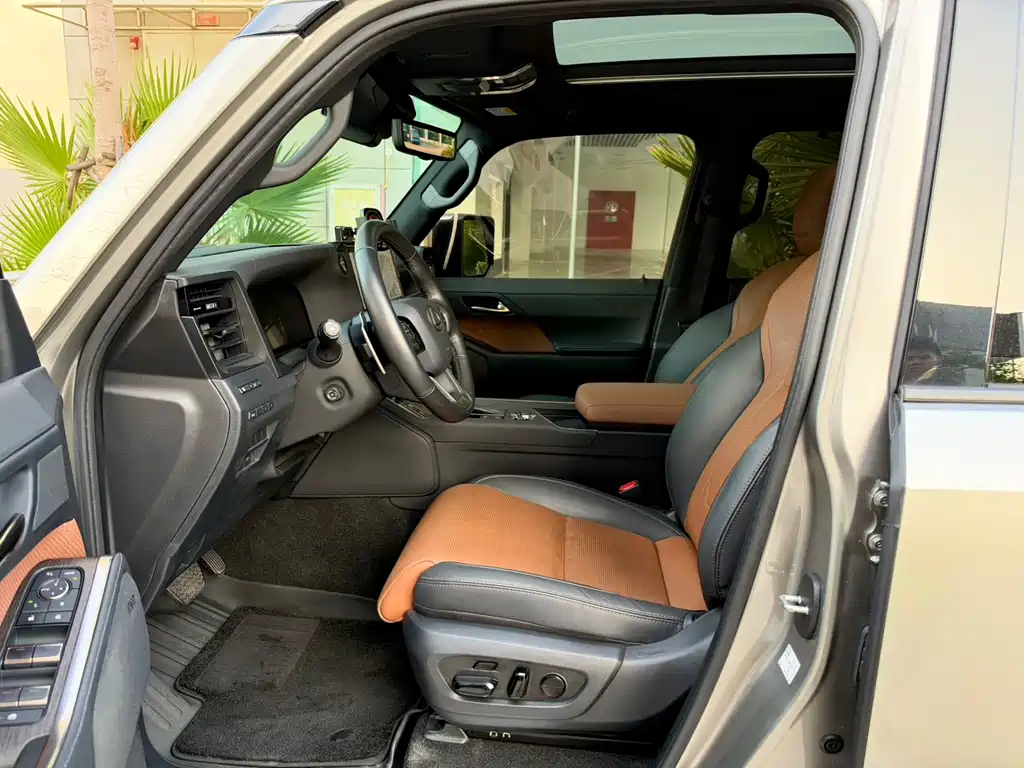 Lexus GX — миниатюра 10