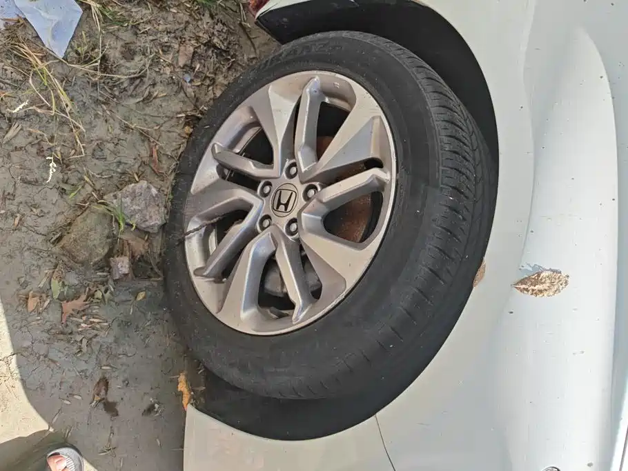 Honda Accord — миниатюра 6