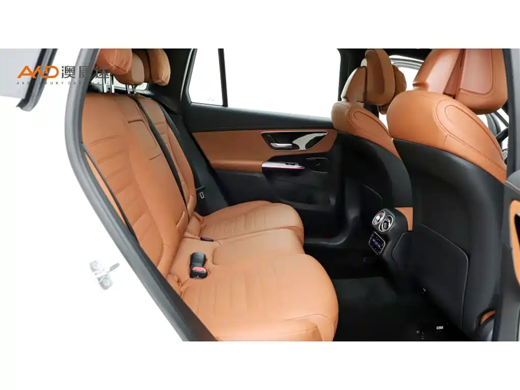 Mercedes-Benz GLC — миниатюра 8