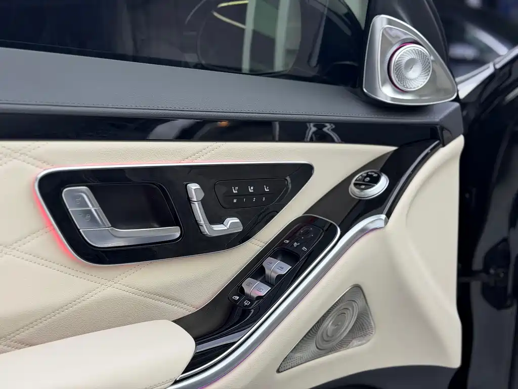 Mercedes-Benz S-Class — миниатюра 10