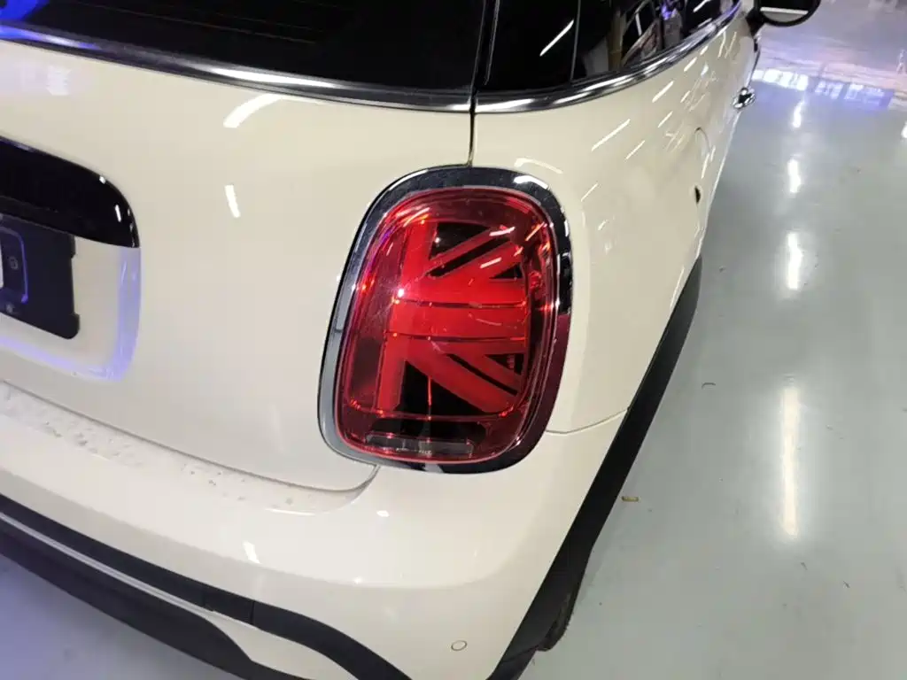 MINI Mini — миниатюра 8