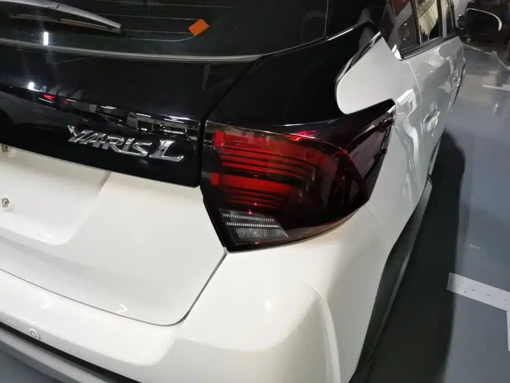 Toyota Yaris L — миниатюра 8