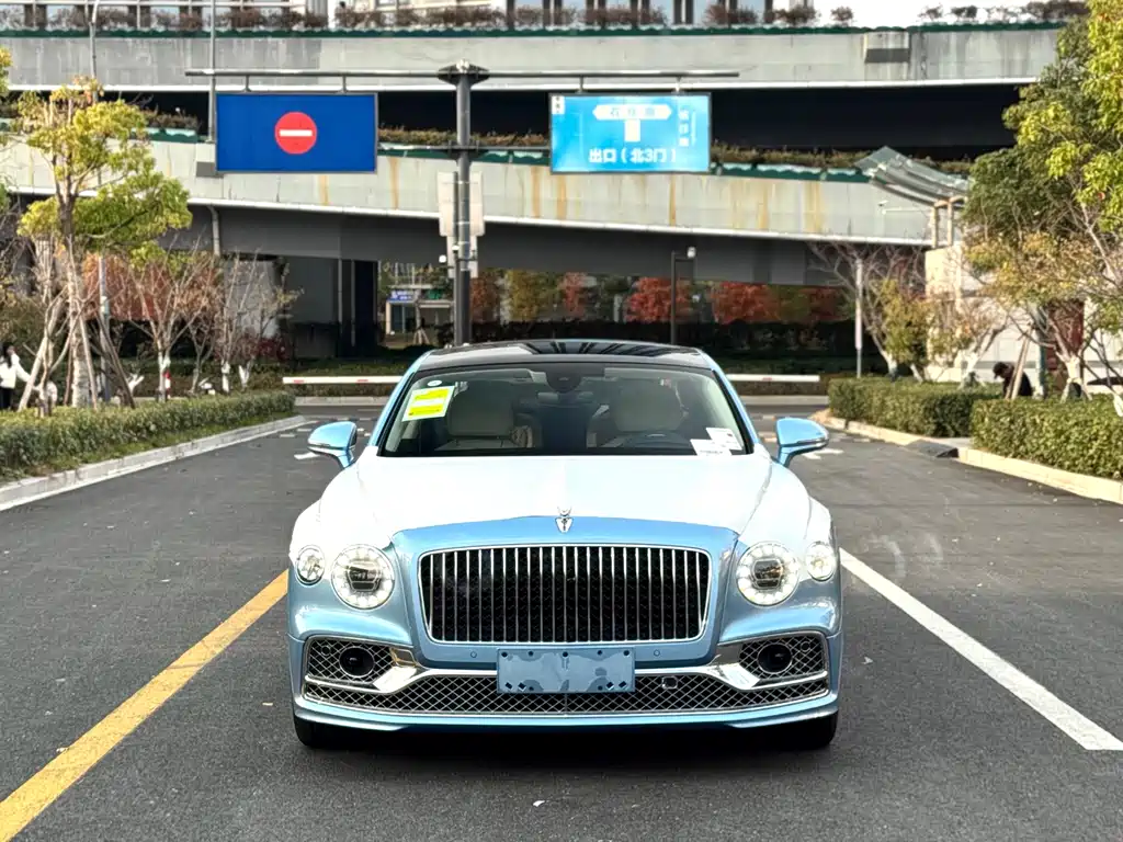 Bentley Flying Spur 0