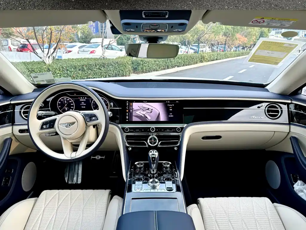 Bentley Flying Spur 2024 4.0T V8