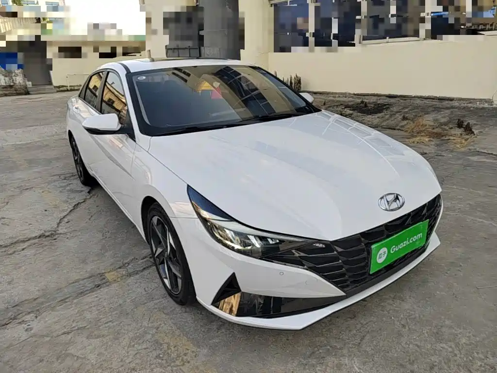 Hyundai Elantra — миниатюра 4