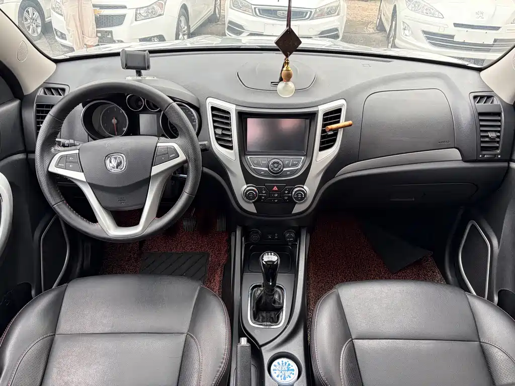 Changan CS35 — миниатюра 10