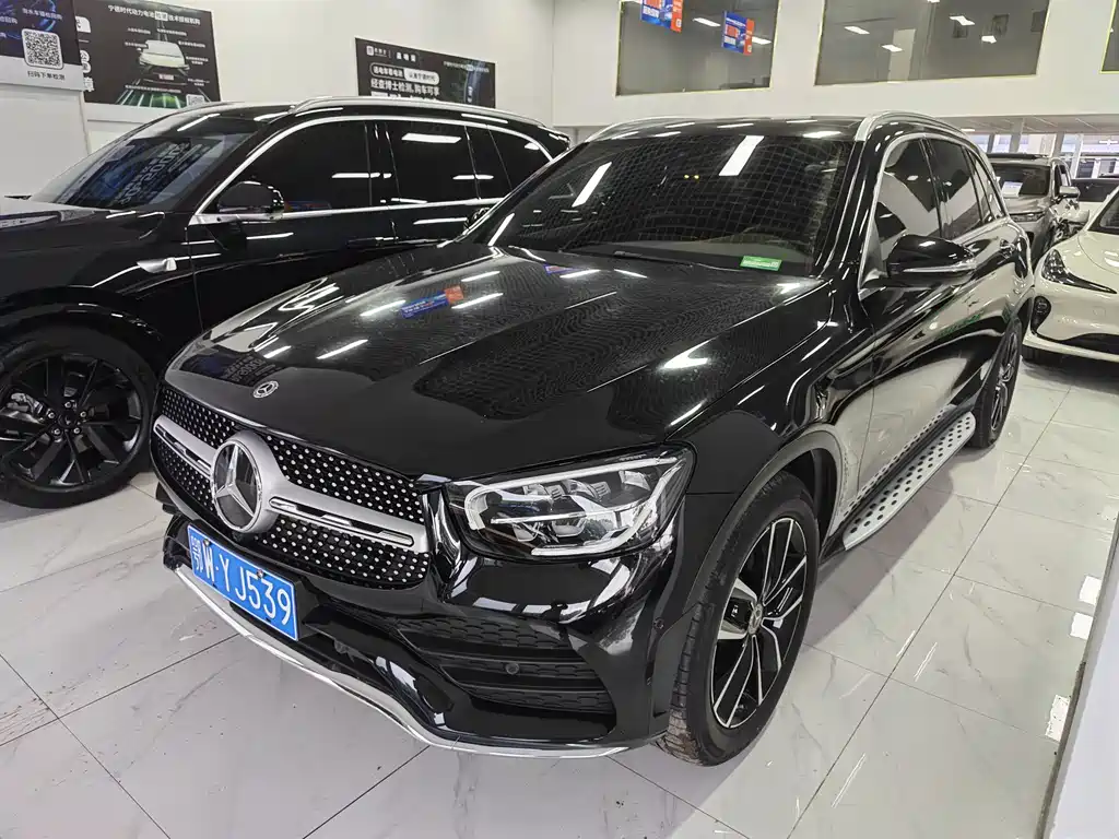 Купить Mercedes-Benz GLC