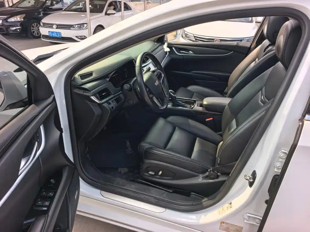 Cadillac XTS — миниатюра 12