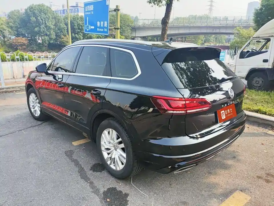 Volkswagen Touareg — миниатюра 3