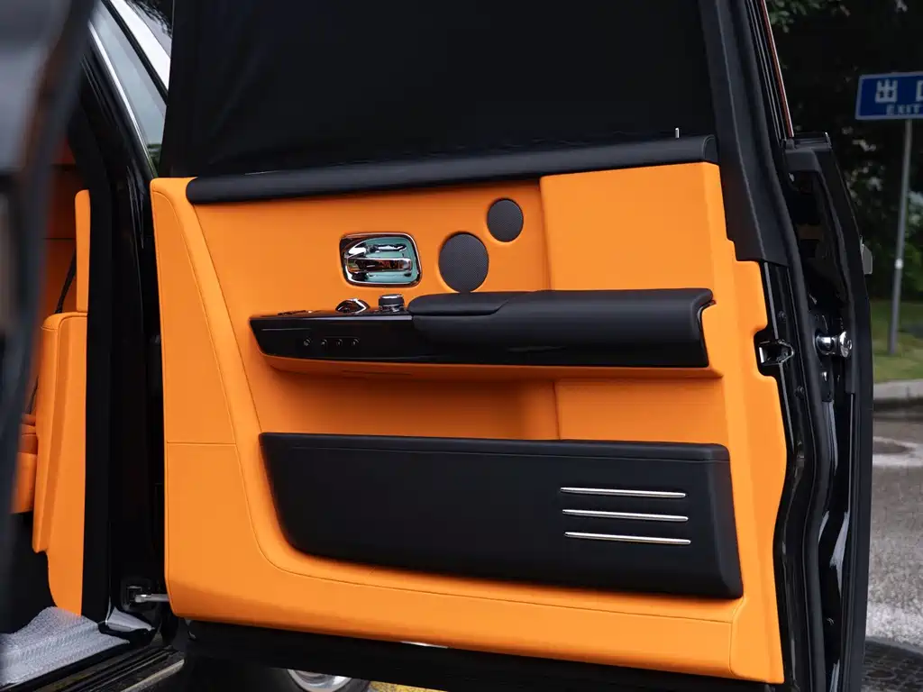 Rolls-Royce Phantom — миниатюра 28