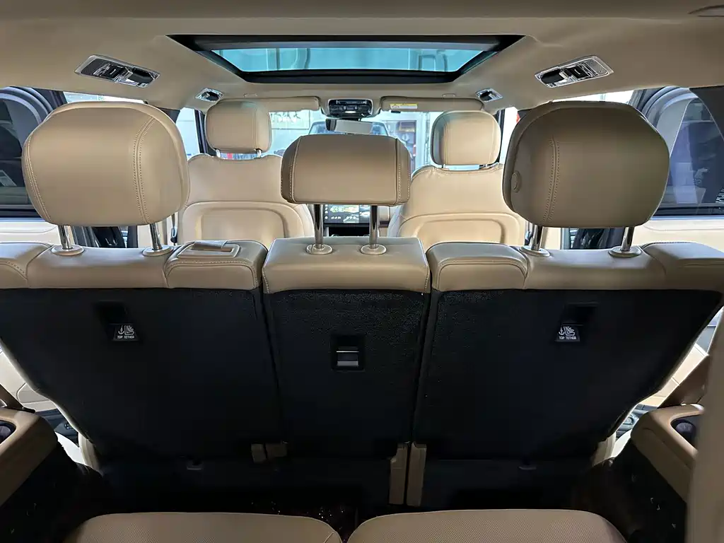 Land Rover Range Rover — миниатюра 13