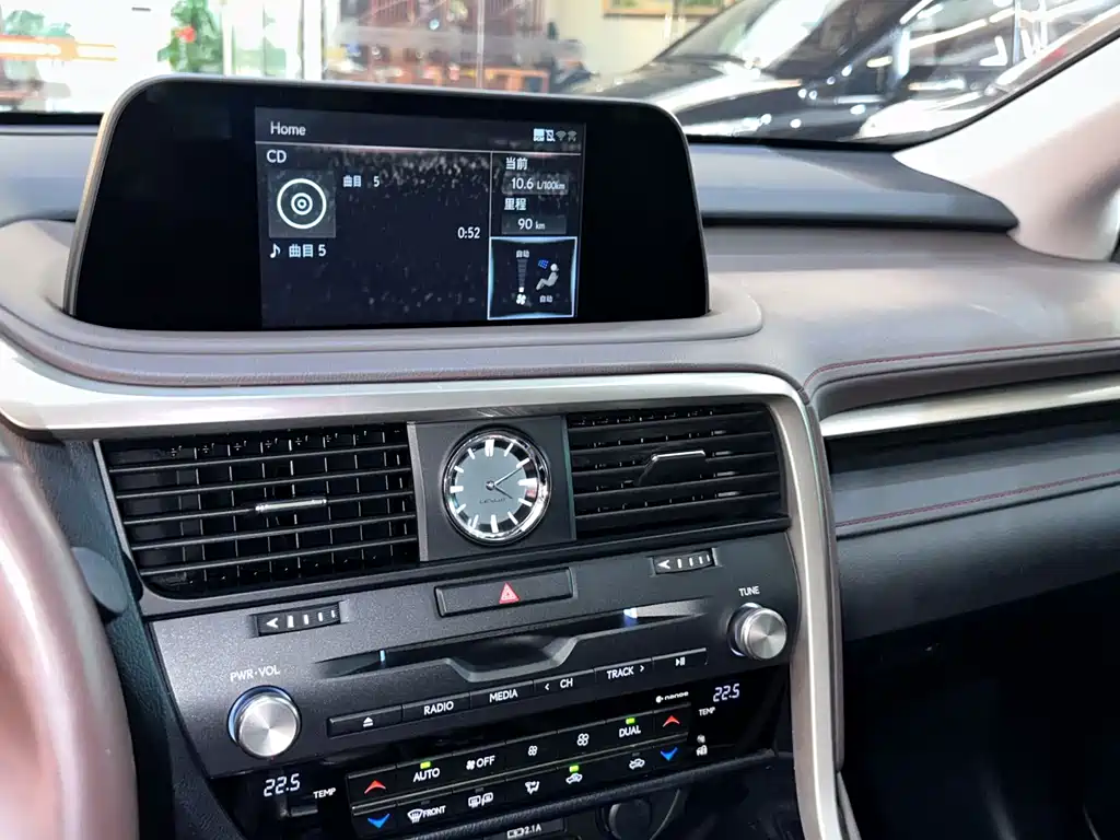 Lexus RX — миниатюра 11