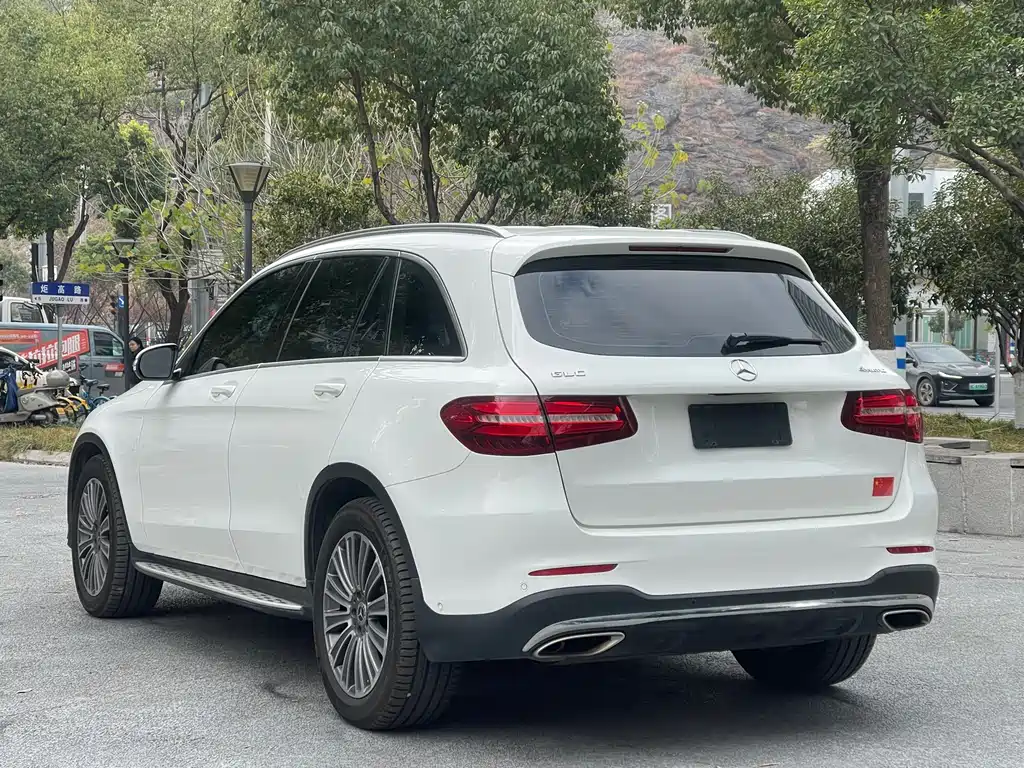 Mercedes-Benz GLC 2017 GLC 260 4MATIC
